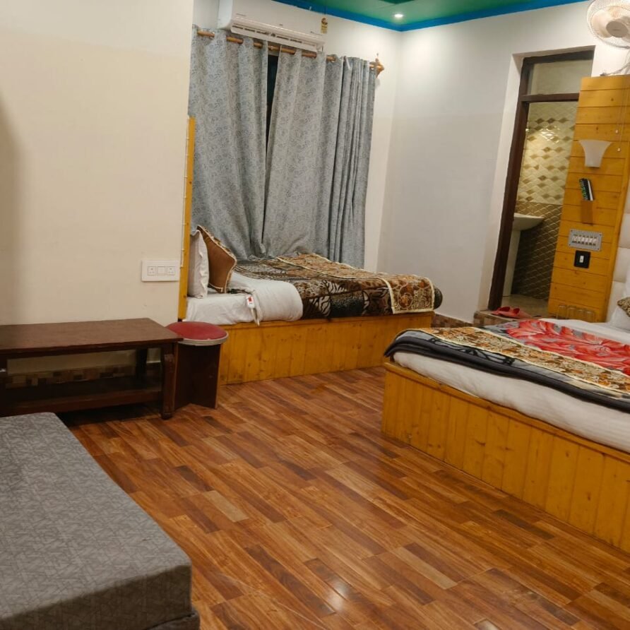 Deluxe Triple Bed Room